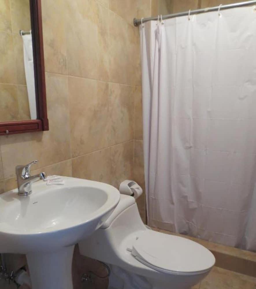 Hotel Cumanda Alfaro Ngoại thất bức ảnh