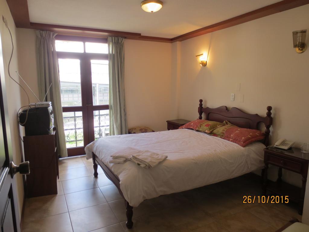 Hotel Cumanda Alfaro Phòng bức ảnh