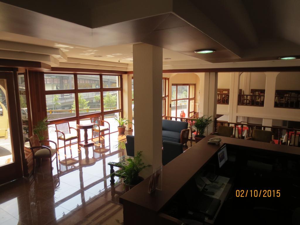 Hotel Cumanda Alfaro Ngoại thất bức ảnh