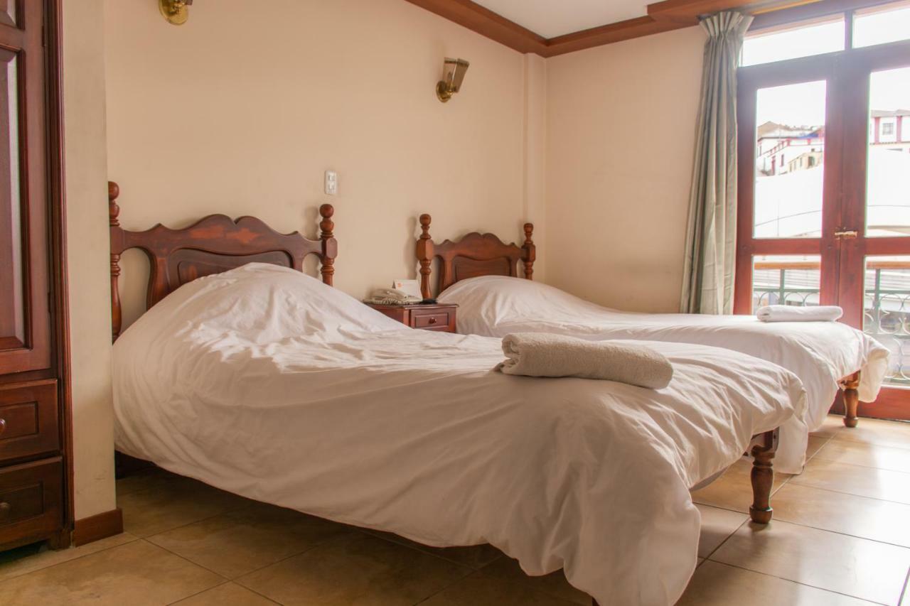Hotel Cumanda Alfaro Ngoại thất bức ảnh