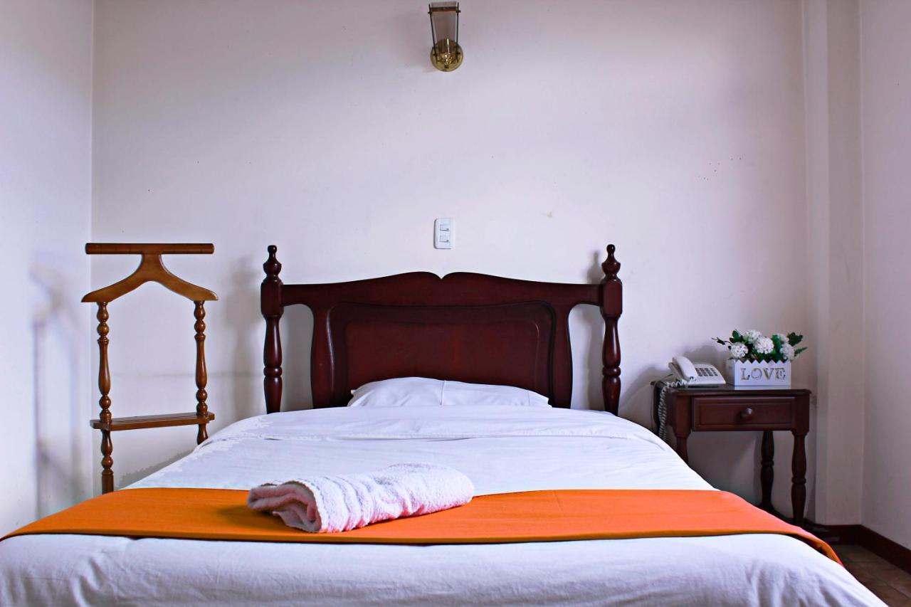 Hotel Cumanda Alfaro Ngoại thất bức ảnh