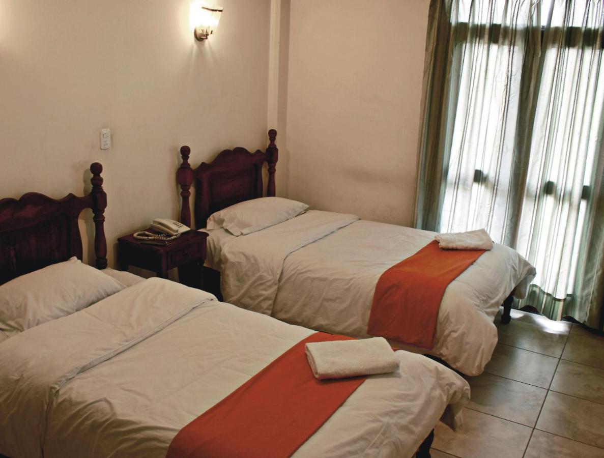 Hotel Cumanda Alfaro Ngoại thất bức ảnh